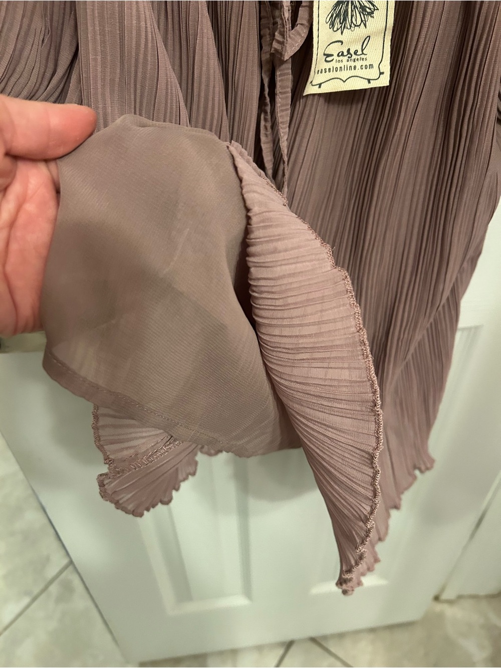 easel Mauve Pleated Off-Shoulder Peasant Blouse - Picture 5 of 6